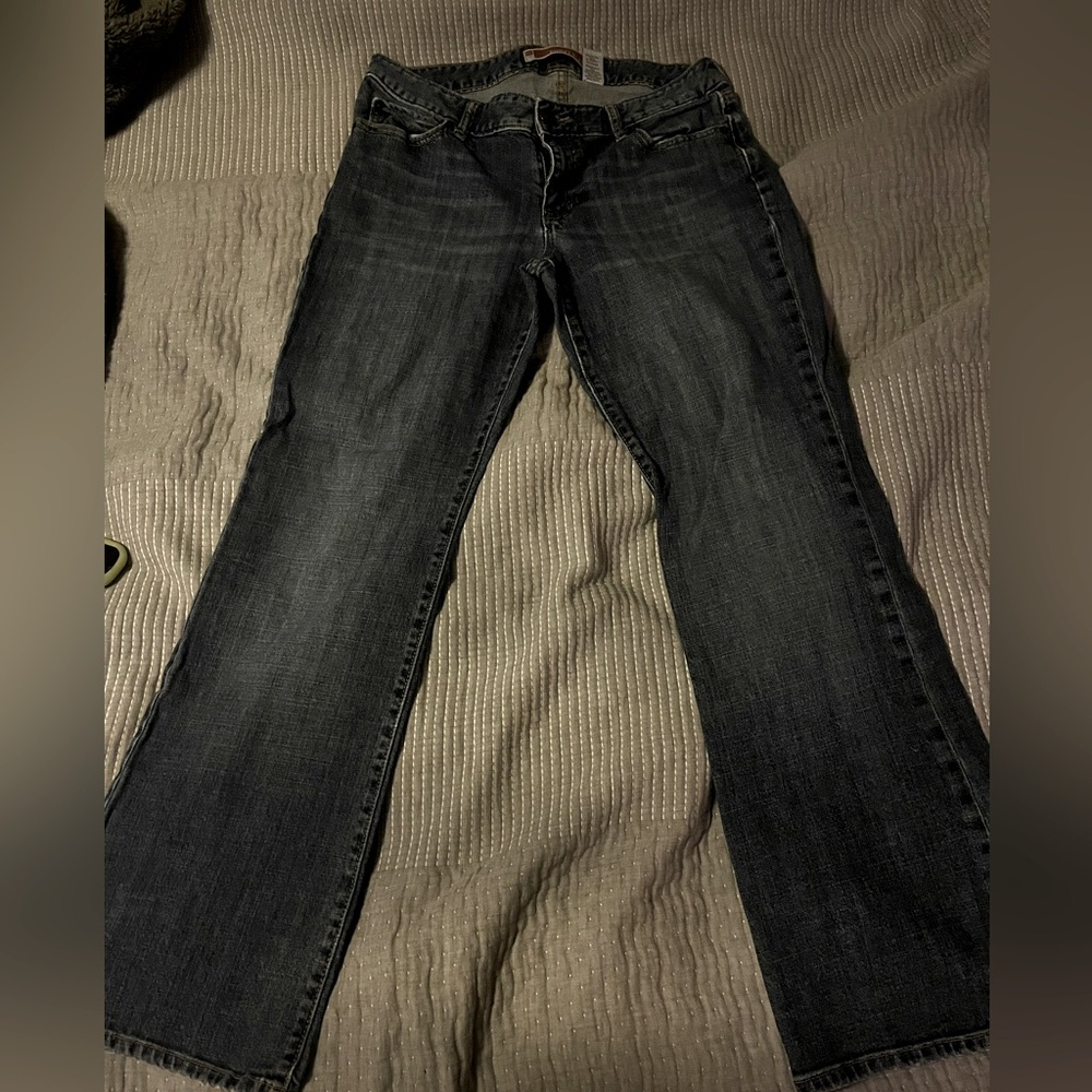 Women’s Gap jeans